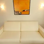 Гостевой дом Dorfvilla - Includes Tauern Kaprun Wellness Access 13 Km Away