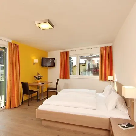 Πανσιόν Dorfvilla - Includes Tauern Kaprun Wellness Access 13 Km Away