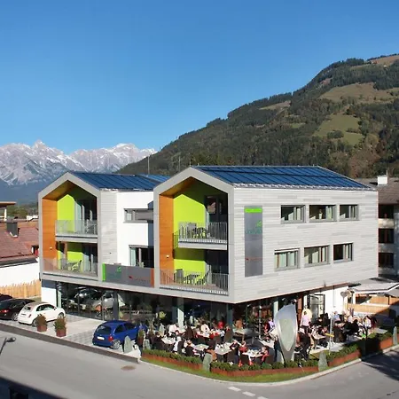 Dorfvilla - Includes Tauern Kaprun Wellness Access 13 Km Away 3*