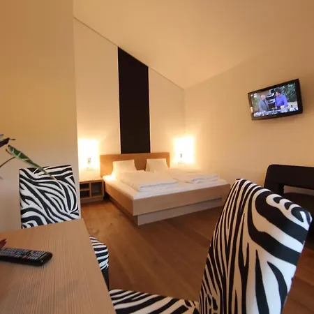 Dorfvilla - Includes Tauern Kaprun Wellness Access 13 Km Away 3*