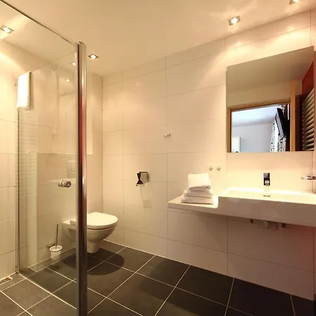 Dorfvilla - Includes Tauern Kaprun Wellness Access 13 Km Away Maishofen