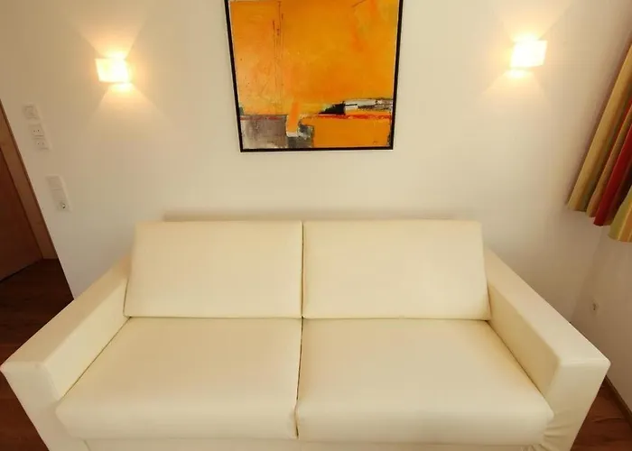 Affittacamere Dorfvilla - Includes Tauern Kaprun Wellness Access 13 Km Away